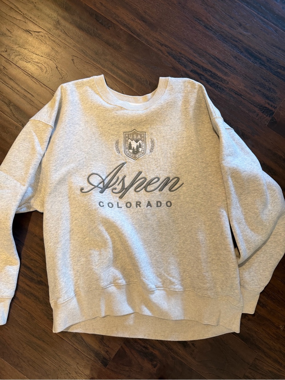 Abercrombie Soft AF Aspen Colorado Crewneck Sweatshirt - Light Gray